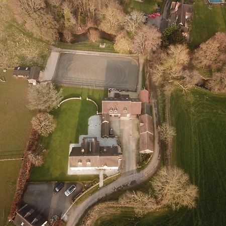 The Caradoc Villa Shrewsbury Exterior photo